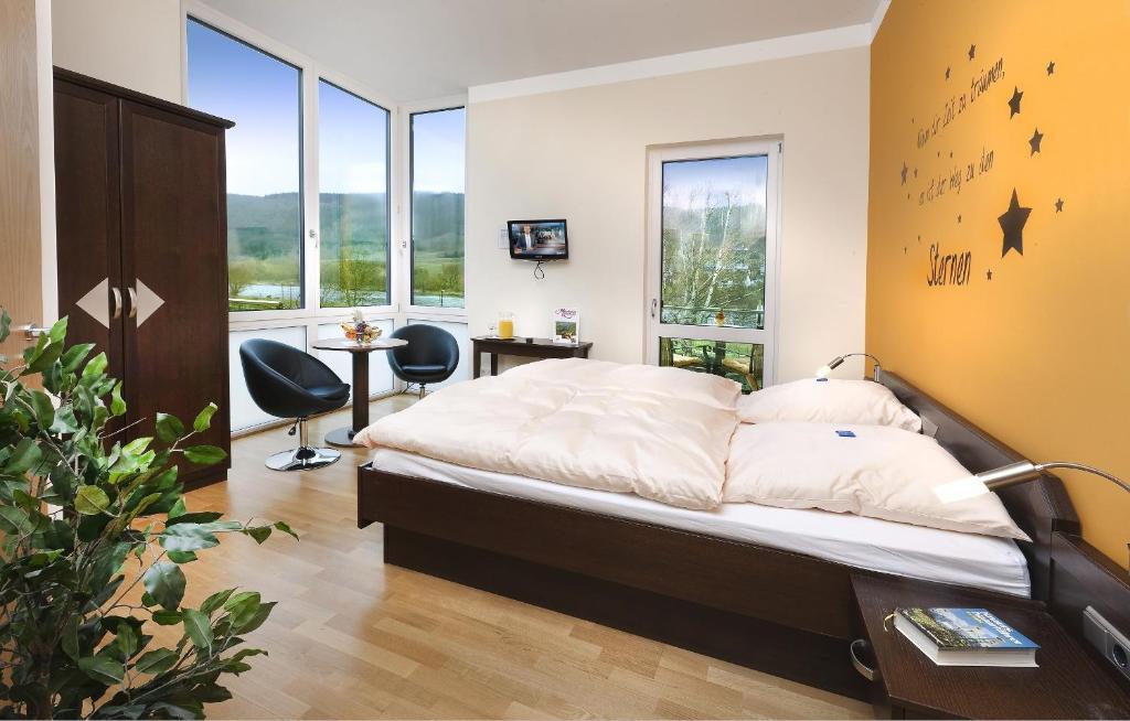 Hotel Pohl Kinheim Værelse billede